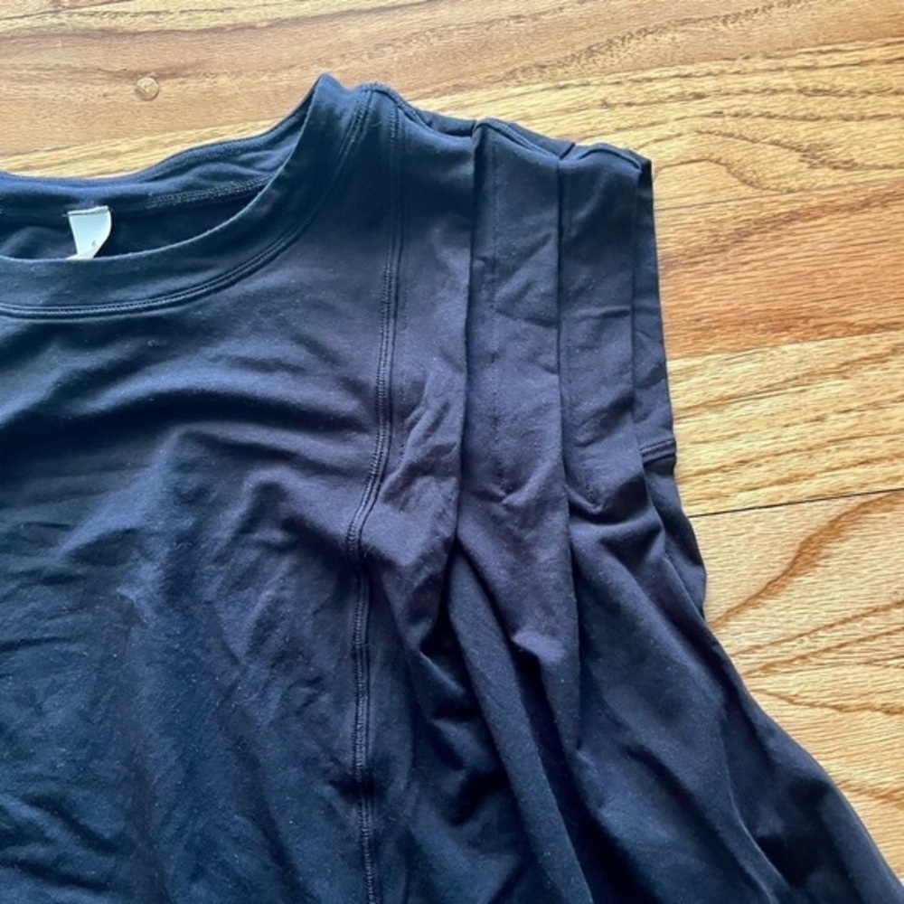 Lululemon Modal Pleated Shoulder Tank - Black - Size 6